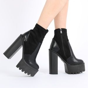 Public Desire, size 6, lug sole  sock booties